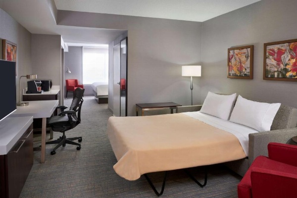 Hilton Garden Inn Toronto Airport West - Mississauga image 15