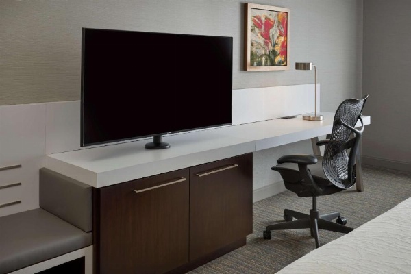 Hilton Garden Inn Toronto Airport West - Mississauga image 16